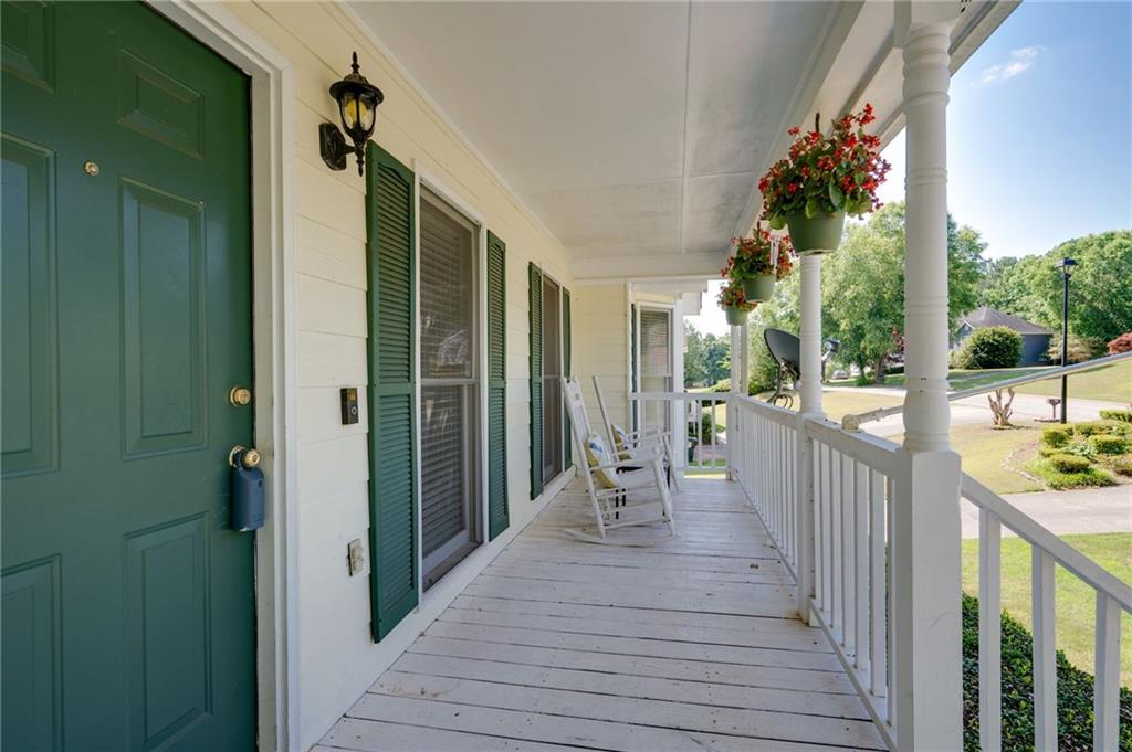 484 Legacy Park Drive Property Photo 5