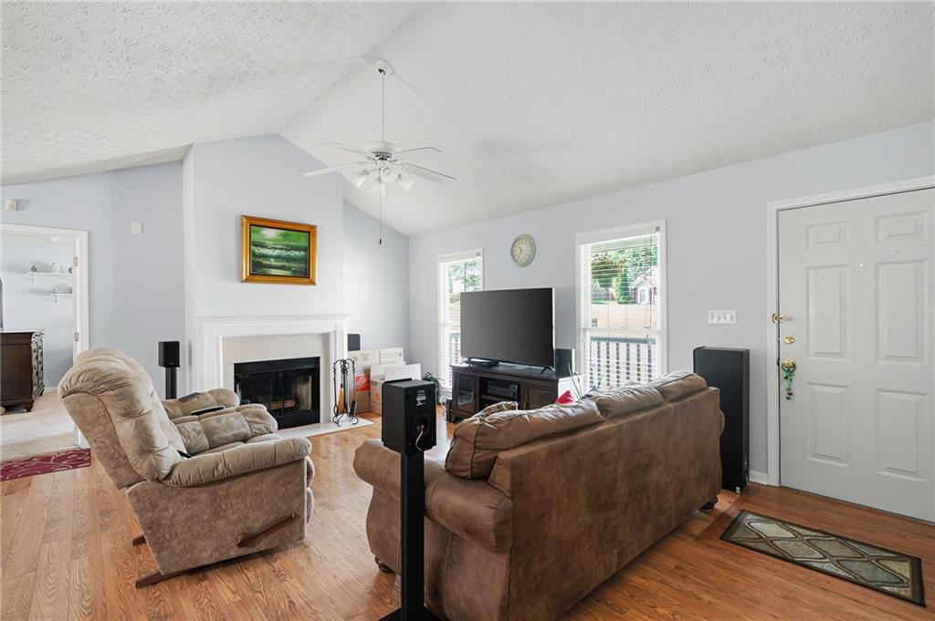 484 Legacy Park Drive Property Photo 6