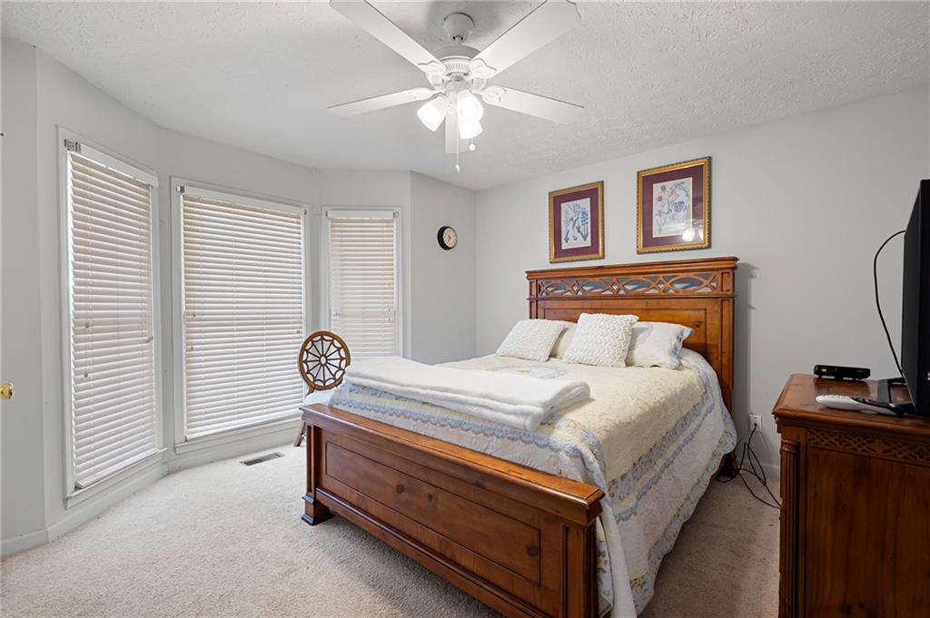 484 Legacy Park Drive Property Photo 15