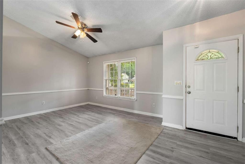5521 Winslow Crossing Property Photo 3