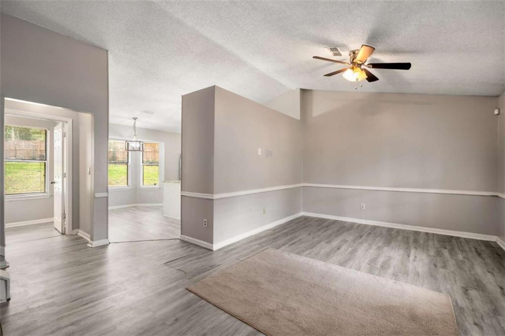 5521 Winslow Crossing Property Photo 5