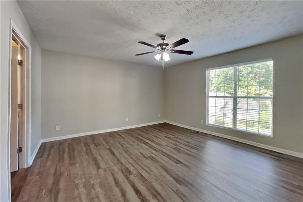 820 Tradd Court Property Photo 8
