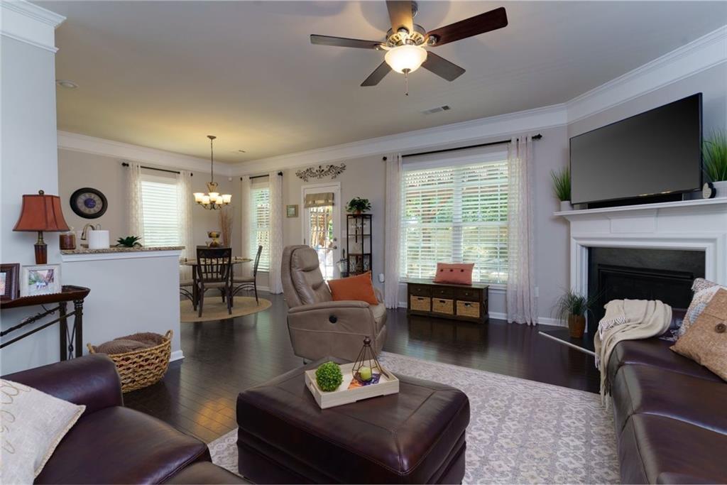 615 Lorimore Pass Property Photo 8