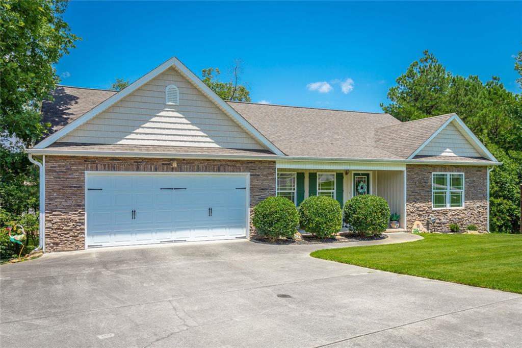 104 Carrigan Circle Circle Property Photo 1
