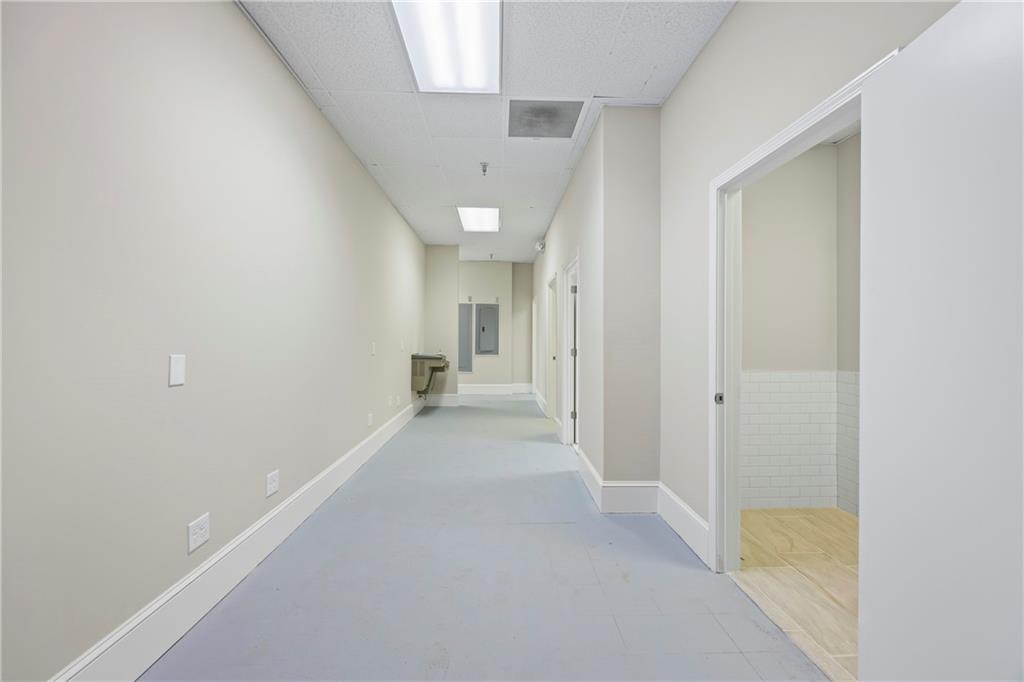 100 N Broad Street Property Photo 31