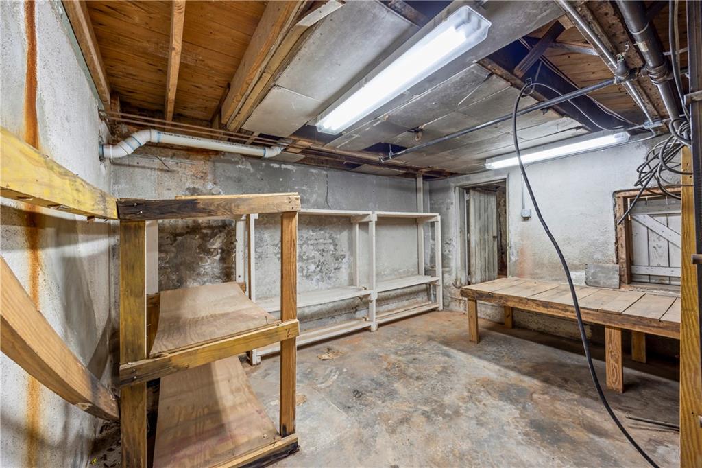100 N Broad Street Property Photo 42