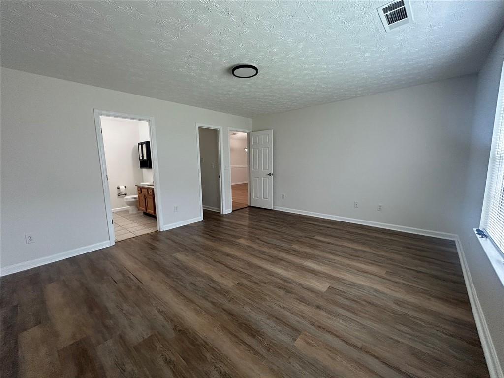 1137 Yellow River Drive Property Photo 12