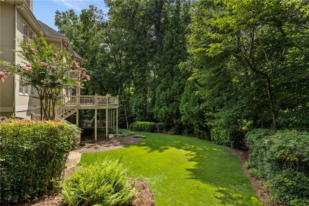 140 Old Sandhurst Landing Property Photo 10