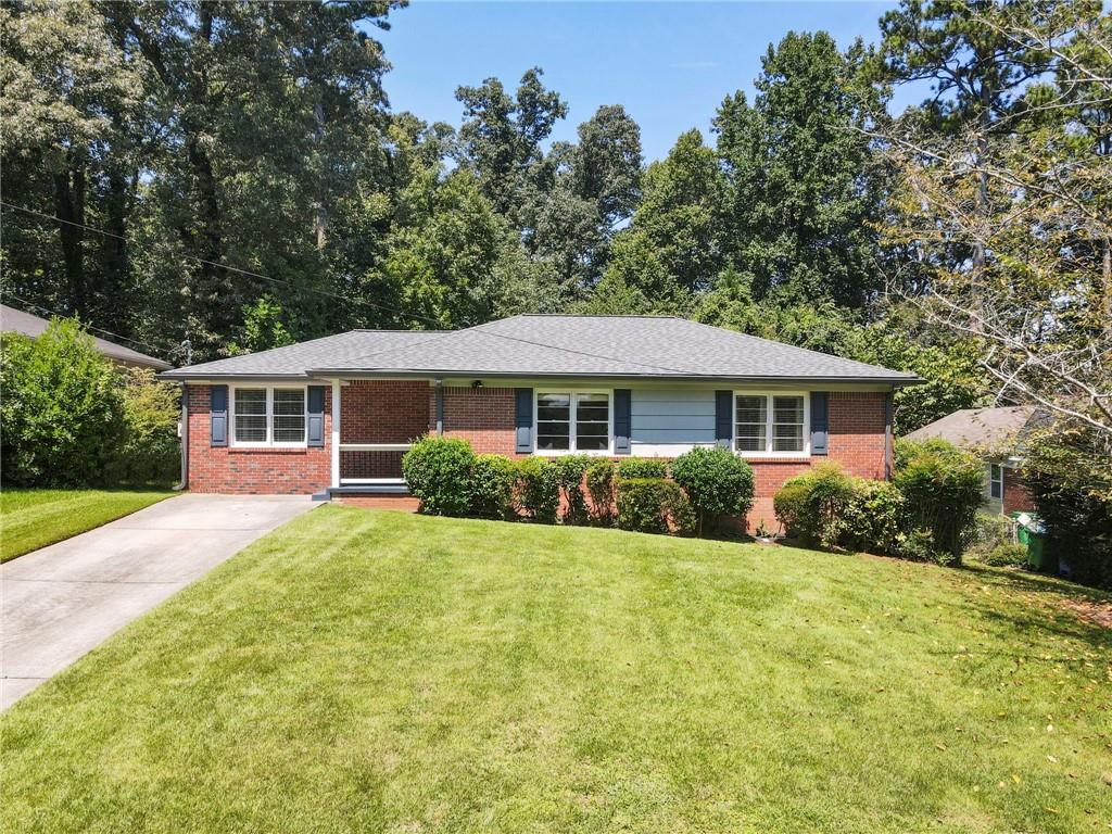 2312 Vistamont Drive Property Photo 1