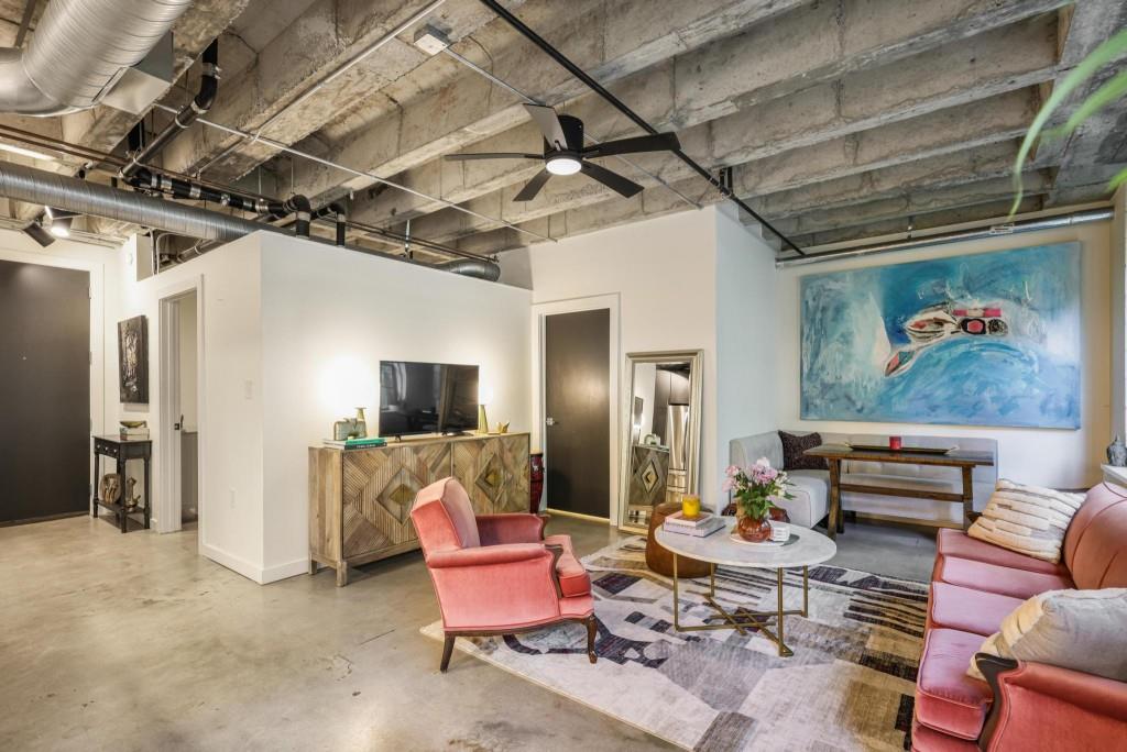 1065 United Avenue Unit 202 Property Photo 8