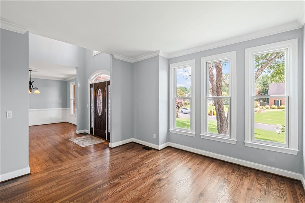 6715 Waterbury Way Property Photo 11