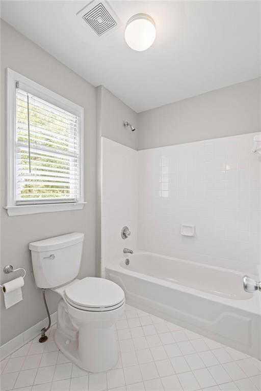 6715 Waterbury Way Property Photo 34