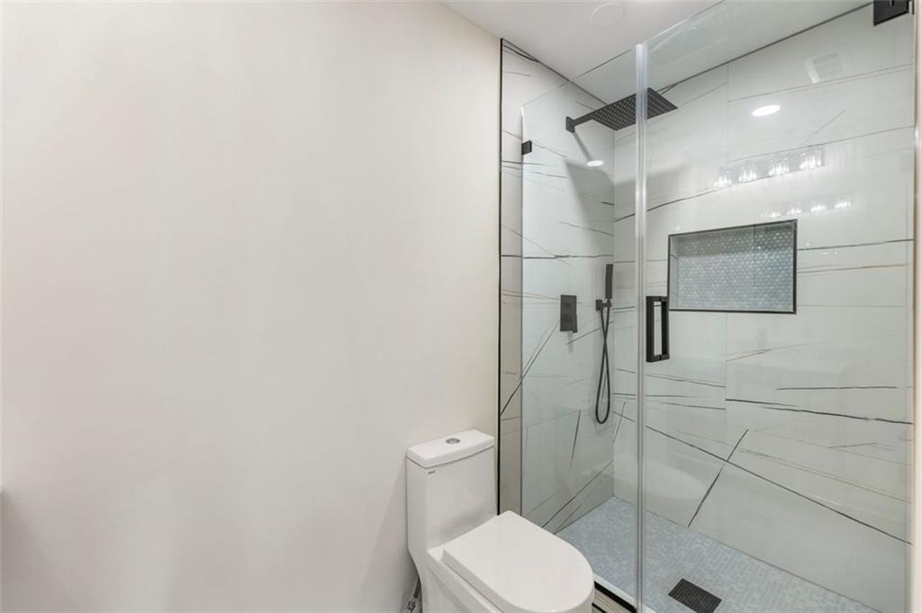 2431 Nancy Lane Ne Property Photo 13