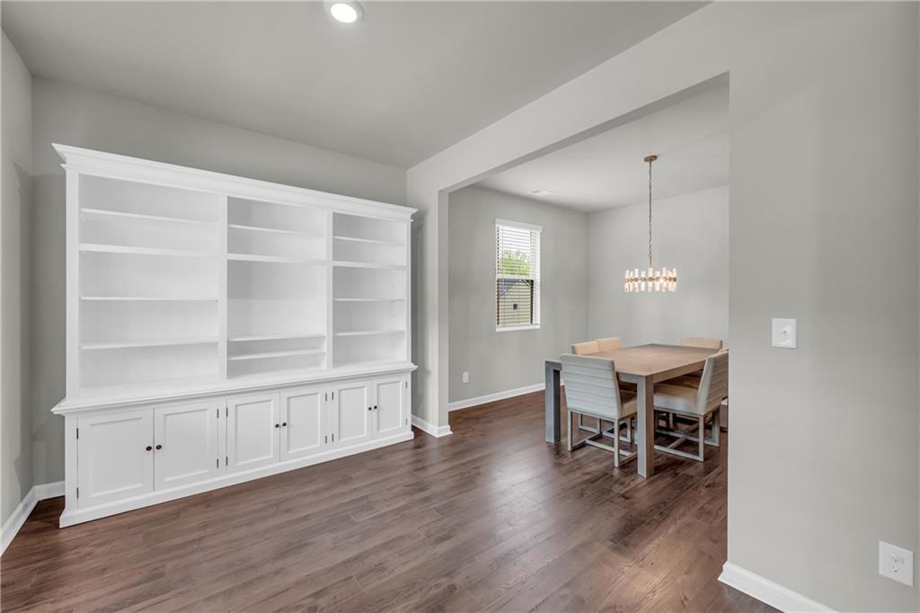 2943 Hawthorn Farm Boulevard Property Photo 3
