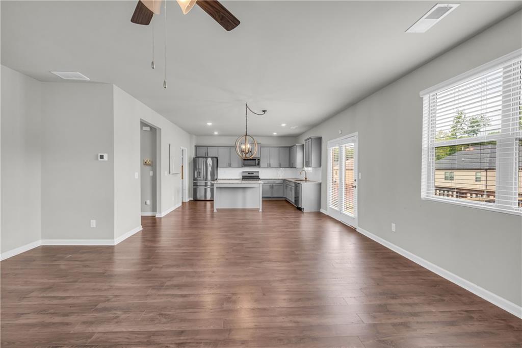 2943 Hawthorn Farm Boulevard Property Photo 13