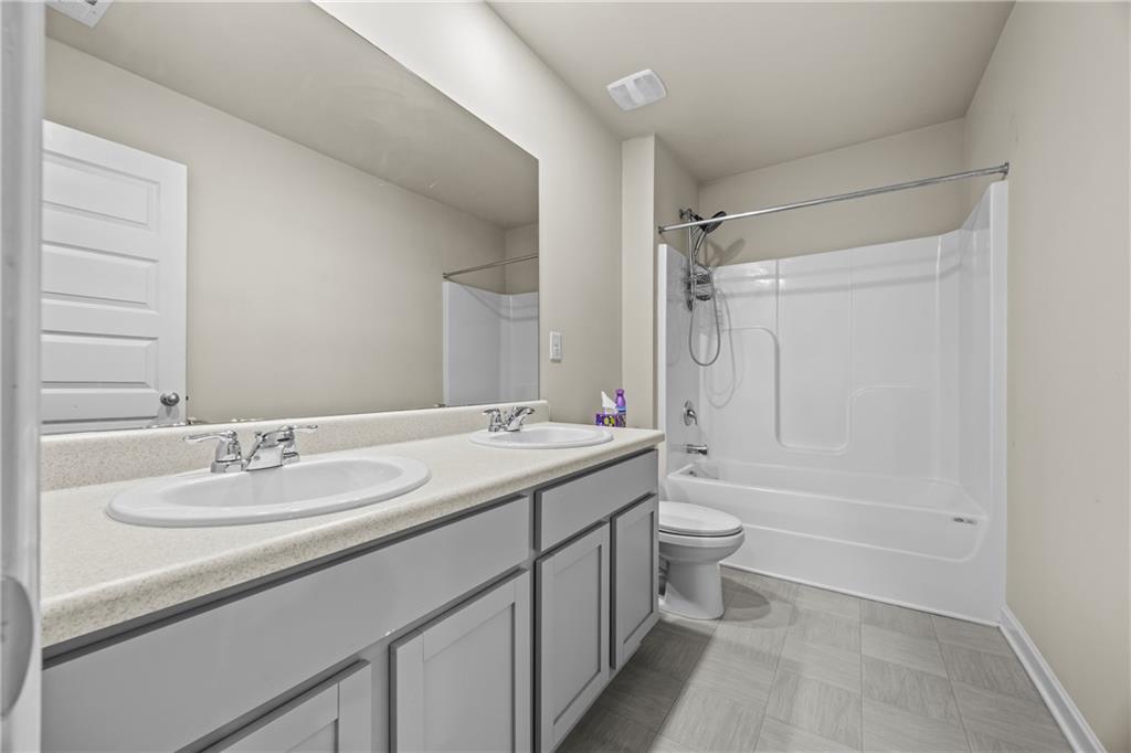2943 Hawthorn Farm Boulevard Property Photo 31