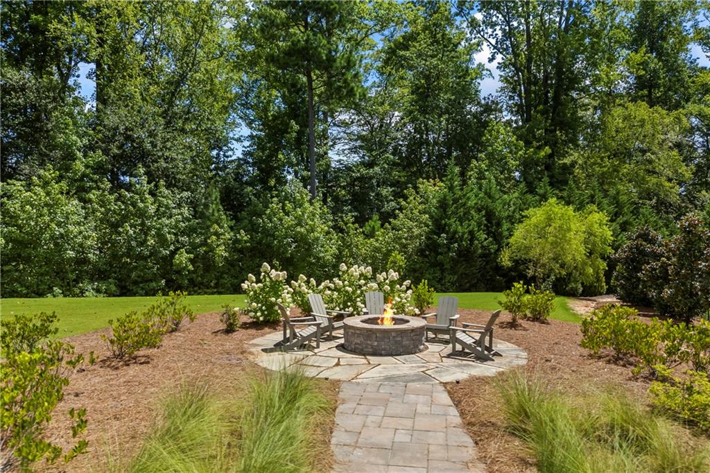 2943 Hawthorn Farm Boulevard Property Photo 48
