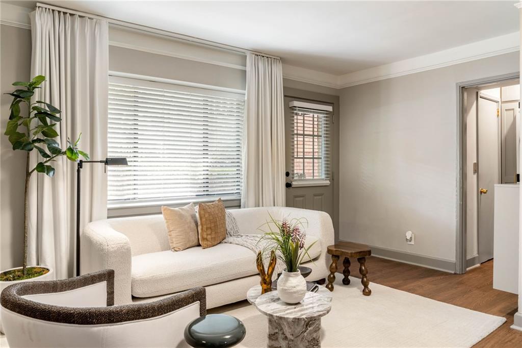 324 3rd Street Ne Unit 1 Property Photo 6