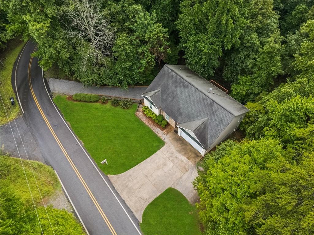 516 Golden Avenue Property Photo 5