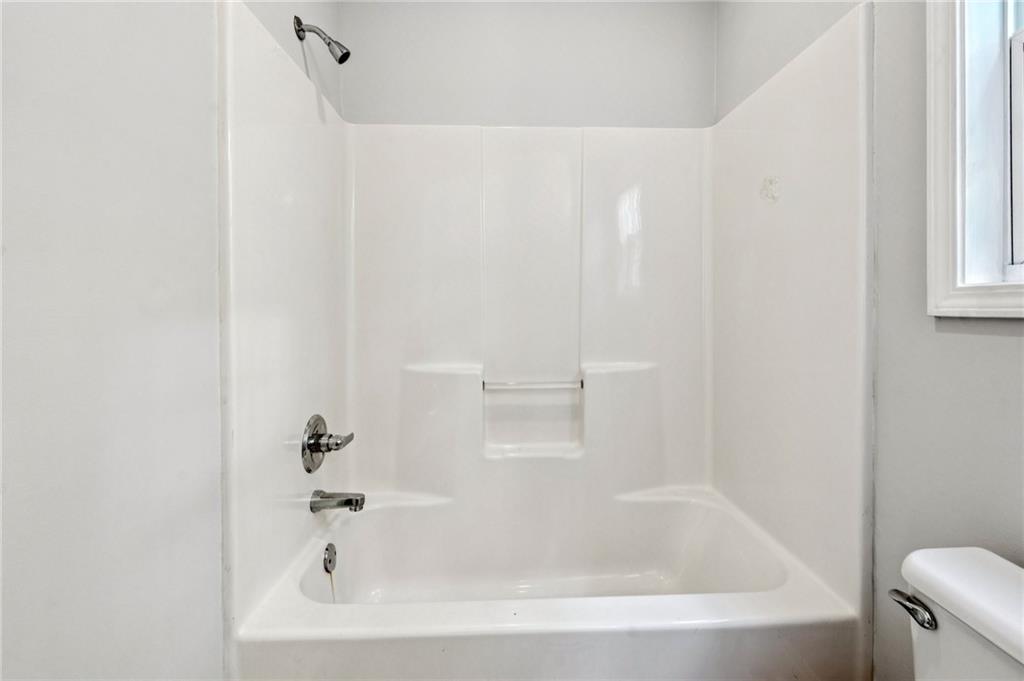 516 Golden Avenue Property Photo 21
