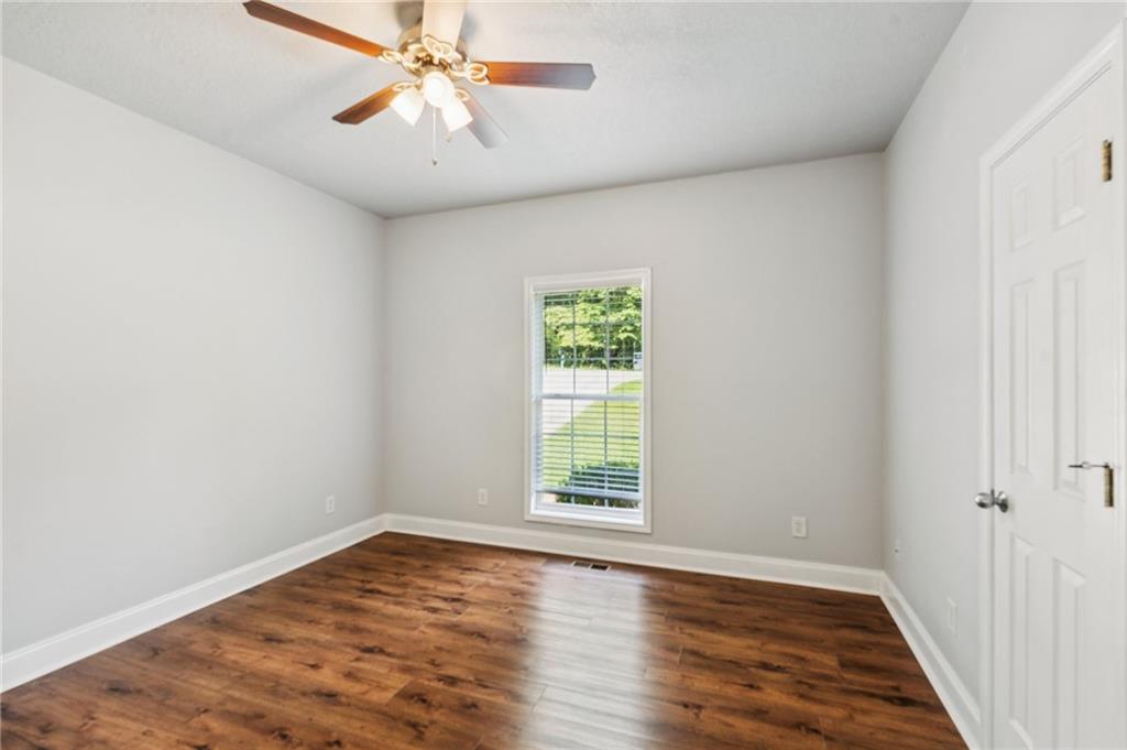 516 Golden Avenue Property Photo 23