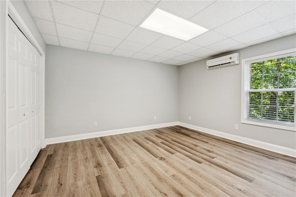 516 Golden Avenue Property Photo 25