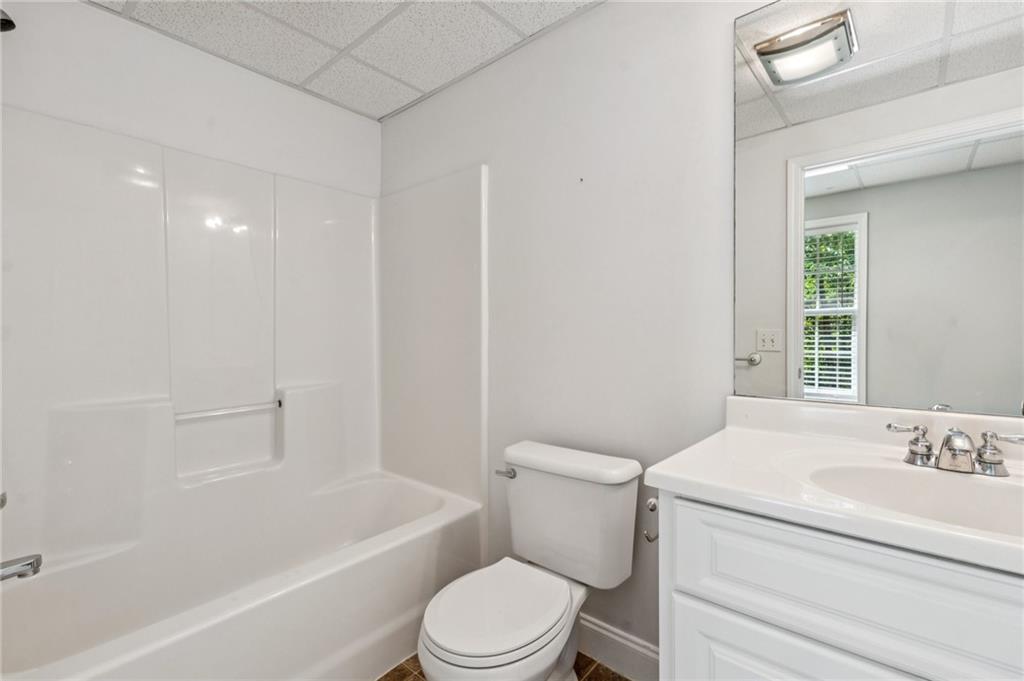 516 Golden Avenue Property Photo 28