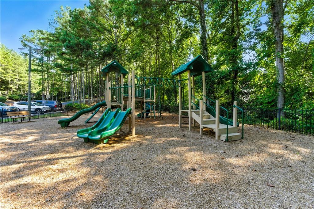 852 Summerchase Court Property Photo 40