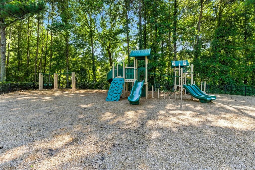 852 Summerchase Court Property Photo 41