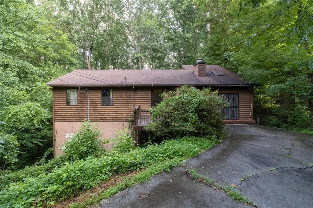 2272 Vistamont Drive Property Photo 1