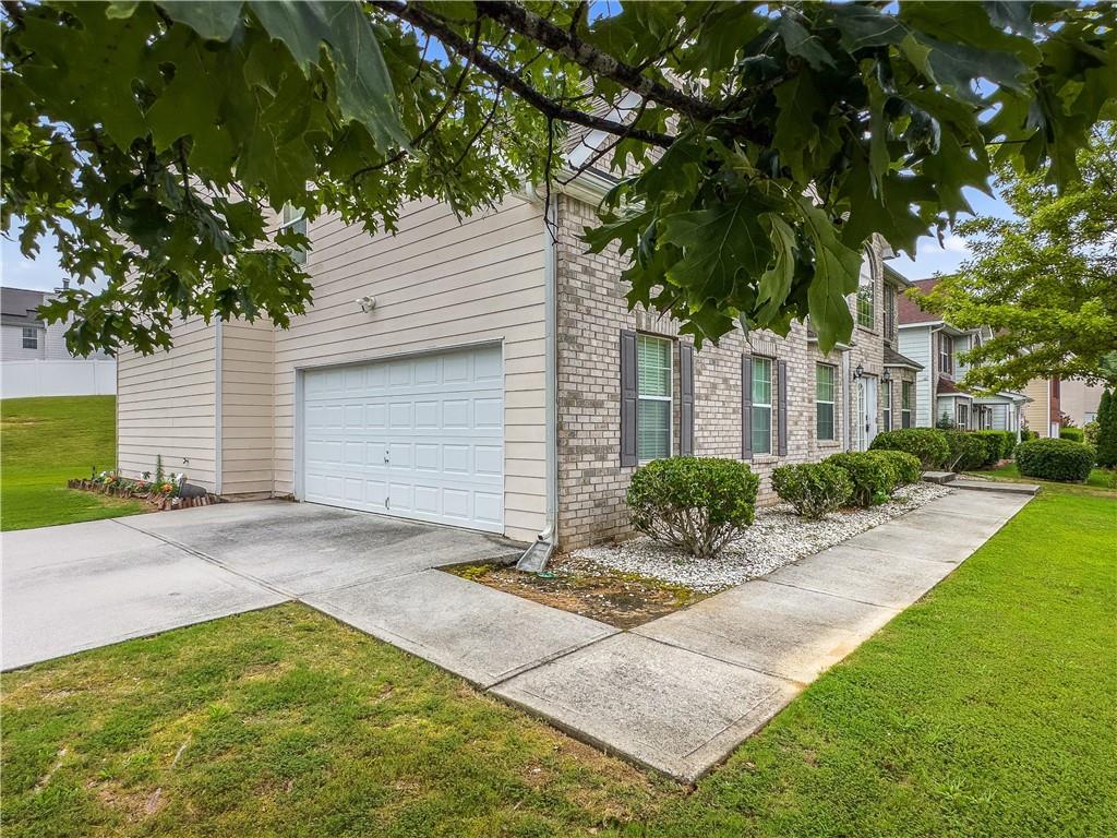 1441 Saint George Place Property Photo 6