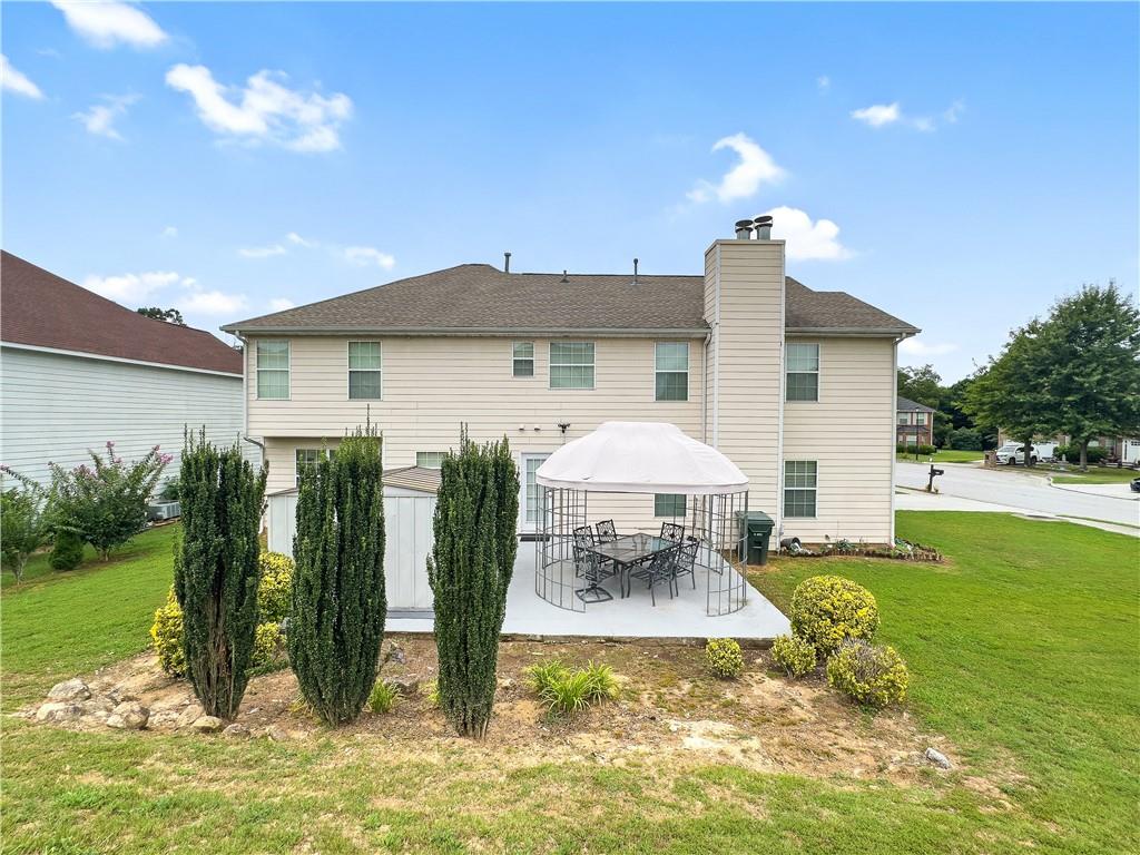 1441 Saint George Place Property Photo 8