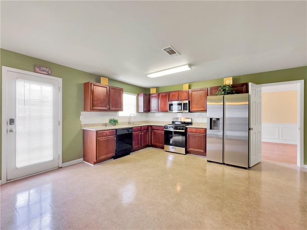 1441 Saint George Place Property Photo 26