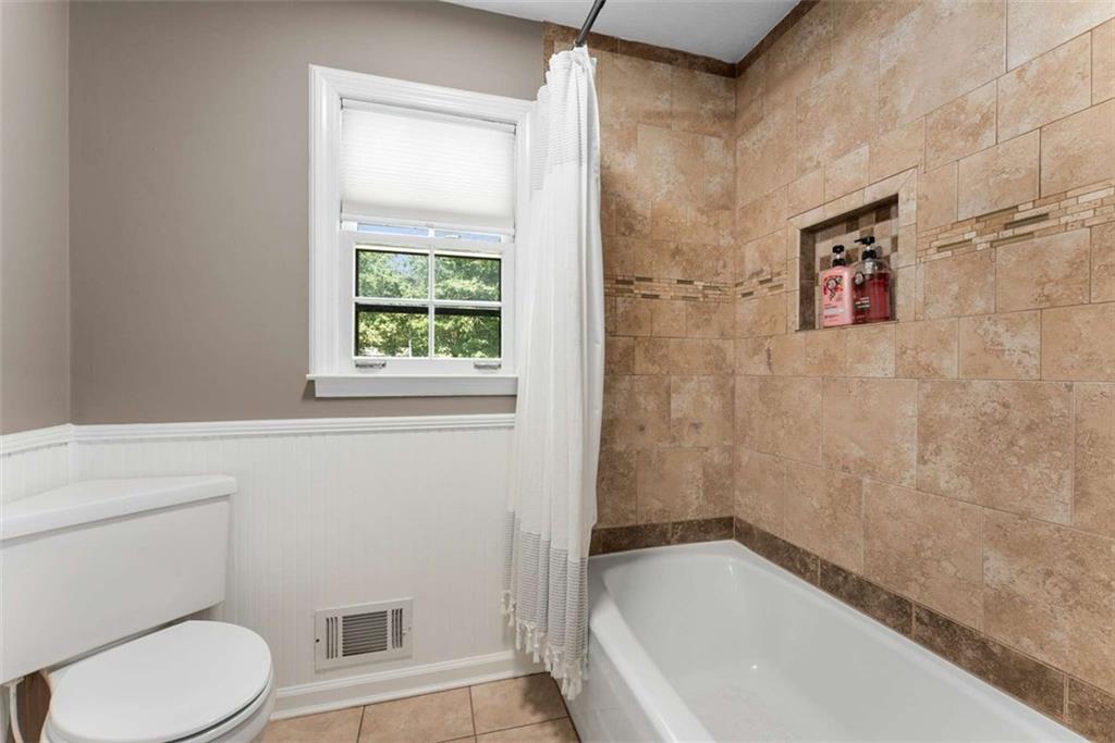 151 County Line Road Property Photo 26