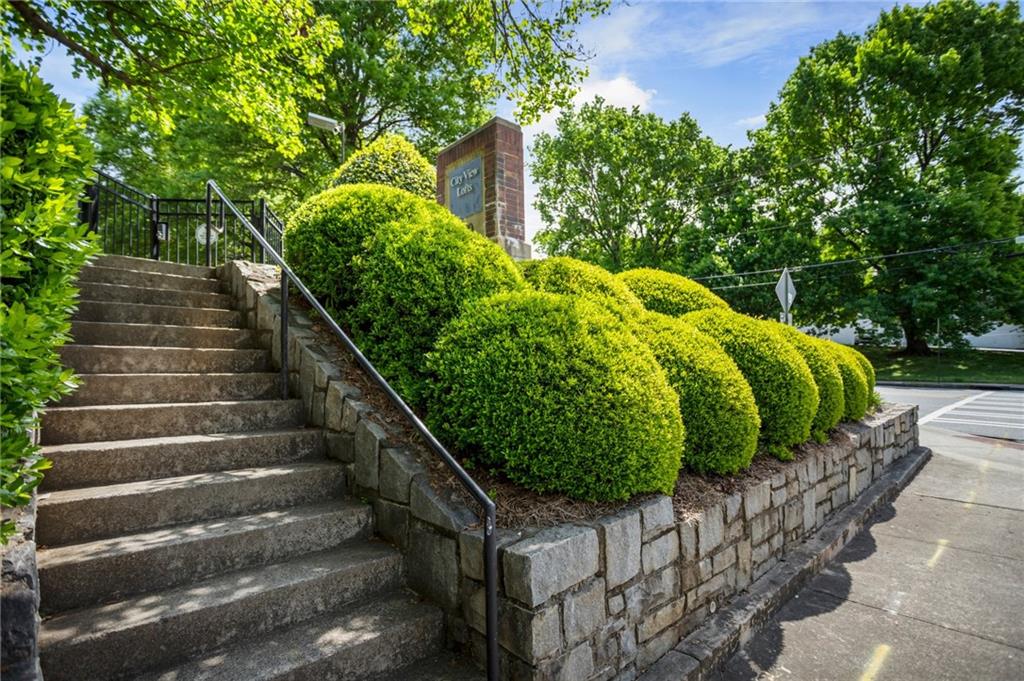 790 North Avenue Ne Unit 209 Property Photo 4