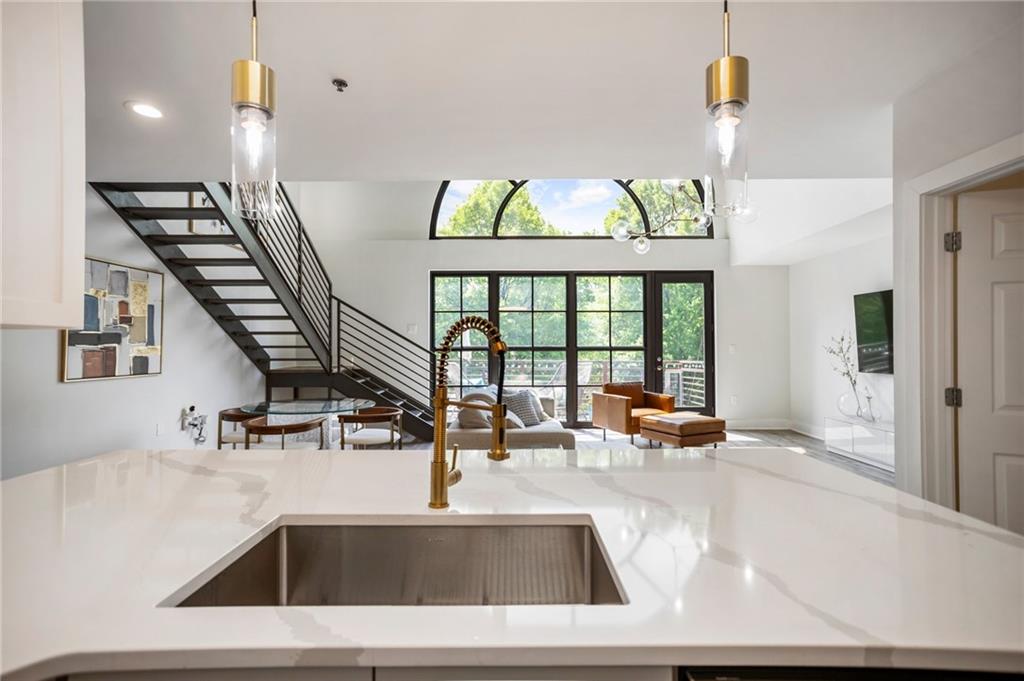 790 North Avenue Ne Unit 209 Property Photo 18