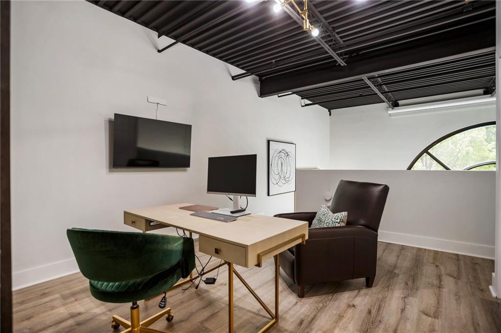 790 North Avenue Ne Unit 209 Property Photo 21