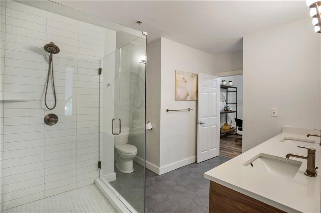 790 North Avenue Ne Unit 209 Property Photo 30