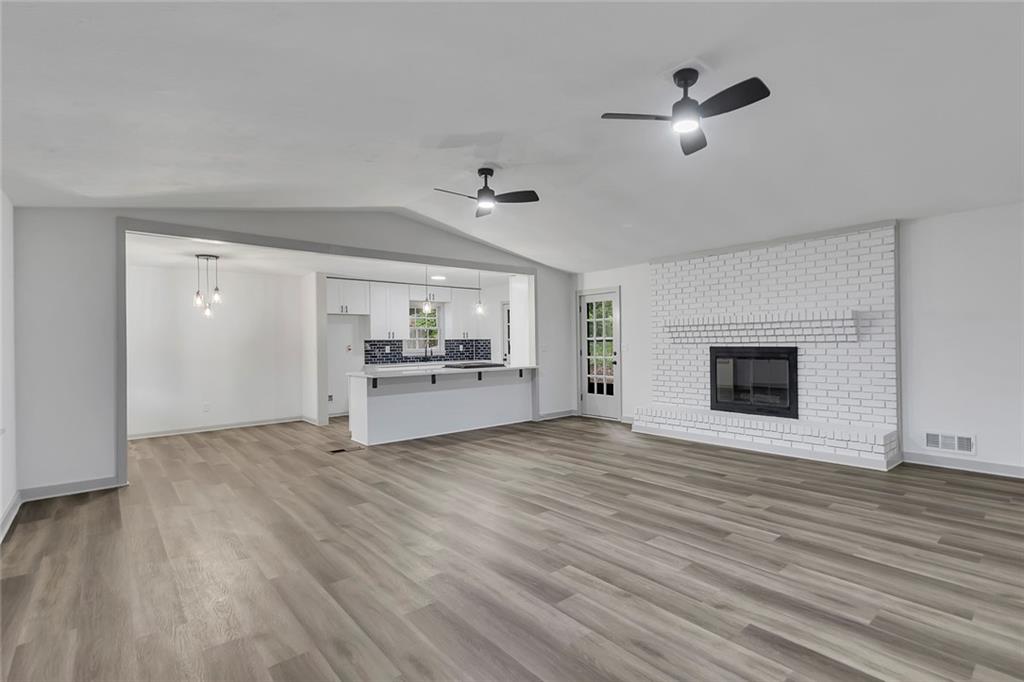 135 Golden Hills Drive Property Photo 2