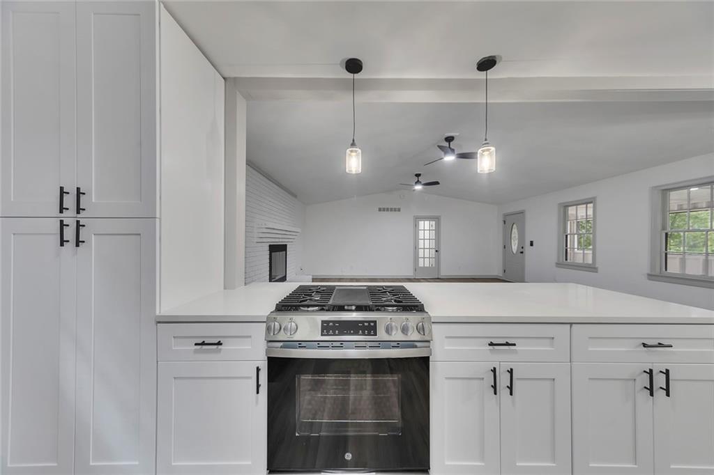 135 Golden Hills Drive Property Photo 13