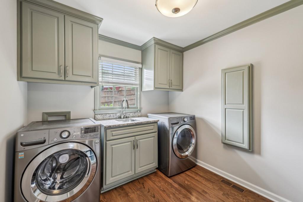 5349 Forest Springs Drive Property Photo 12