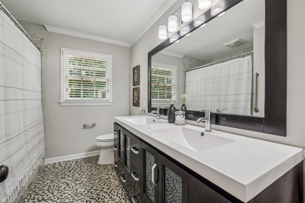 5349 Forest Springs Drive Property Photo 15
