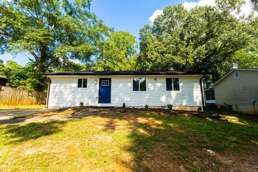 1208 Mannbrook Drive Property Photo 3