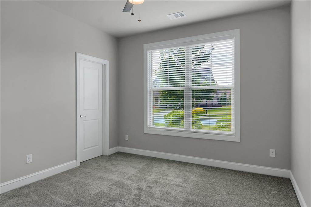 5685 Hammock Way Property Photo 21