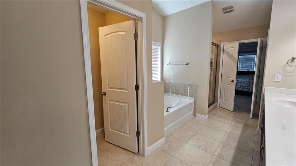 4750 Sanderling Street Property Photo 13