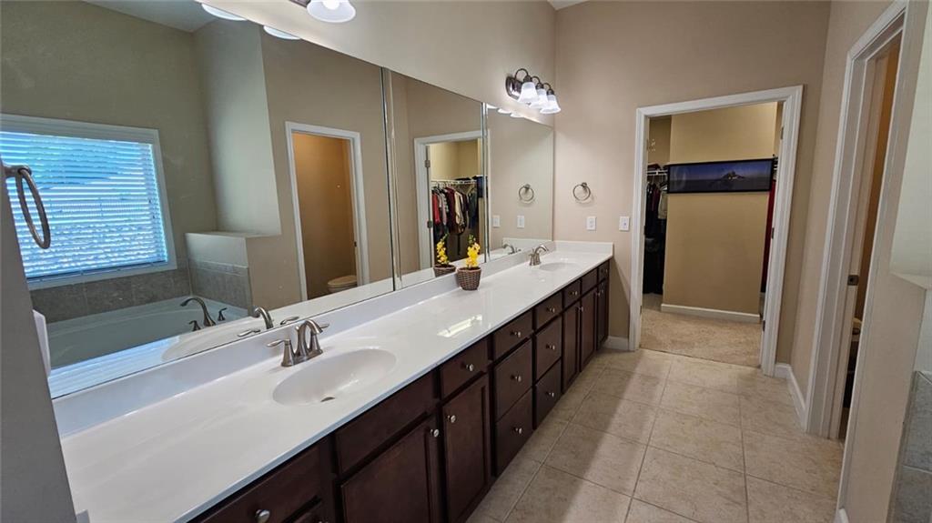 4750 Sanderling Street Property Photo 14