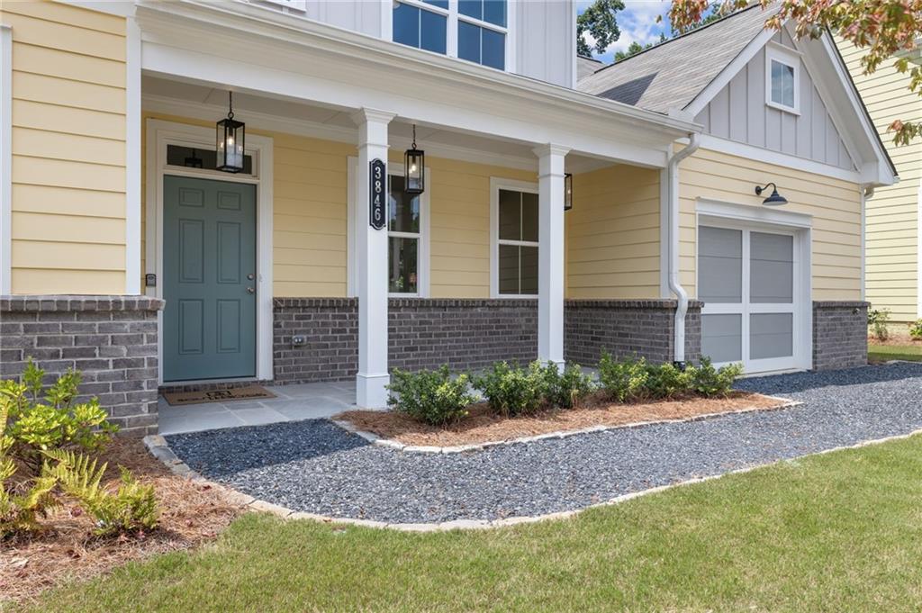 3846 Cottage Circle Property Photo 2