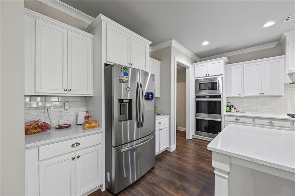 1830 Sauterne Drive Property Photo 4