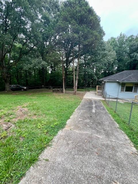 660 Hickory + 3 Contiguous Lot Parcels Trail Se Property Photo 8