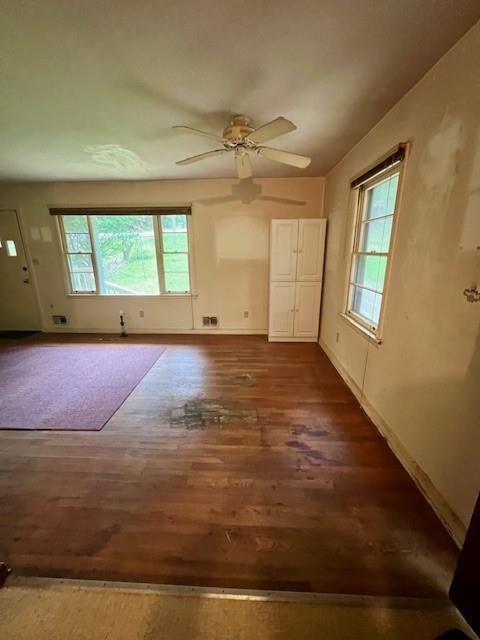 660 Hickory + 3 Contiguous Lot Parcels Trail Se Property Photo 17